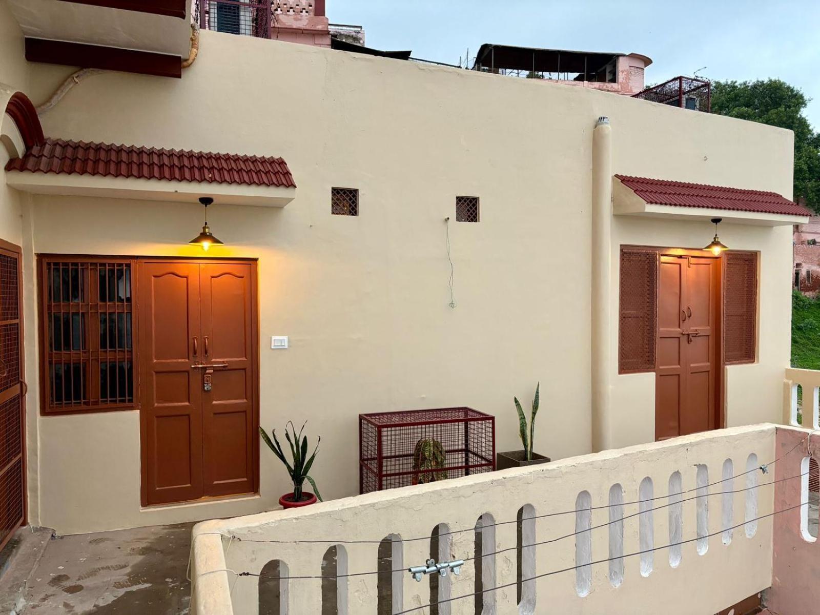Vintage River Homestay Varanasi Dış mekan fotoğraf